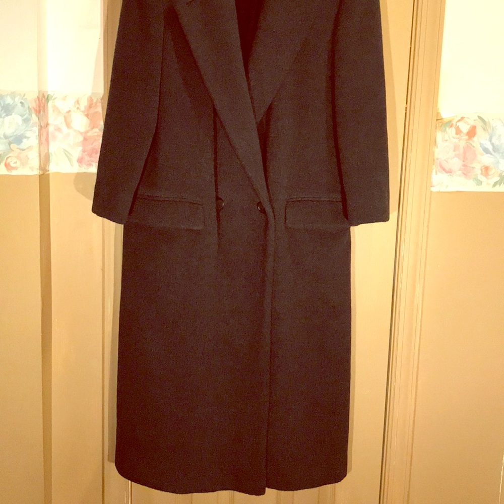 Women’s designer wool coat In excellent condition